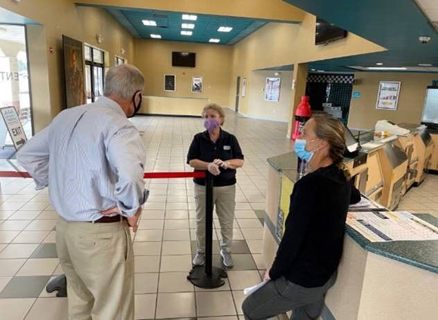 Carper visits Movies at Midway.jpg (copy)